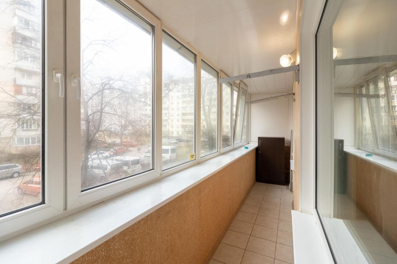 Kvartirkoff Na Geroev Dnepra 36 B Kiev Exterior foto