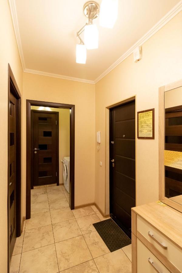 Kvartirkoff Na Geroev Dnepra 36 B Kiev Exterior foto
